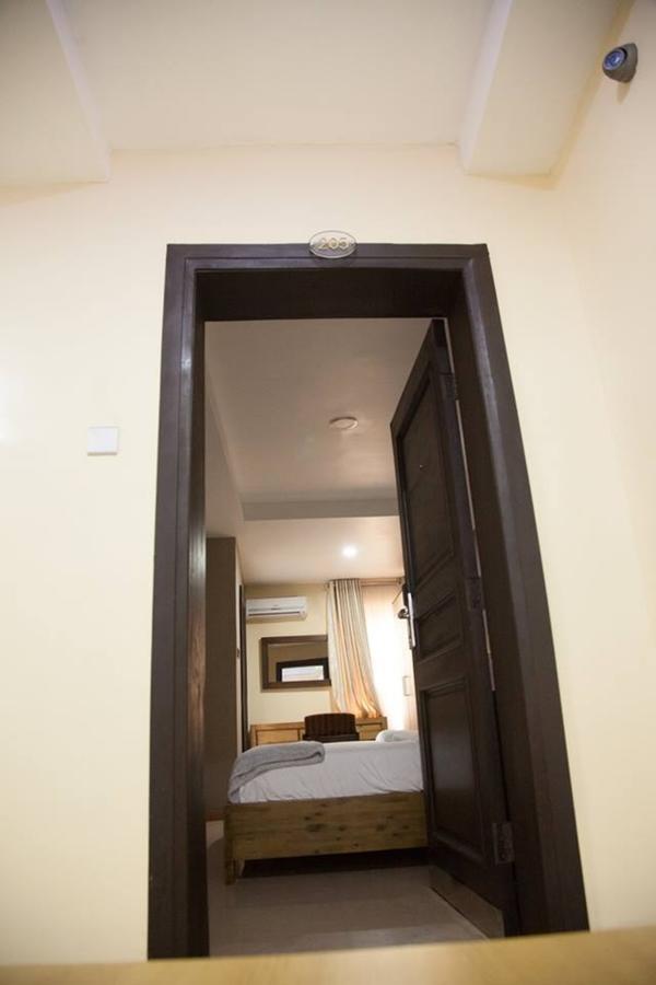 Villa Toscana Hotel And Suits Lagos Exterior foto
